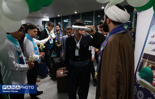 آیین اعزام و بدرقه کاروان‌های حج دانش‌آموزی از سراسر کشور