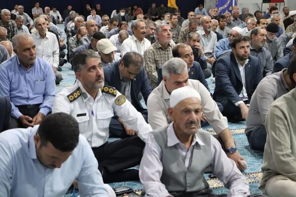 اقامه نماز جمعه قروه به امامت حجت‌الاسلام عابدین رستمی
