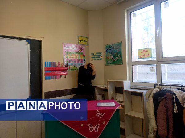 اجرای مانور زلزله در دبستان فرهنگ فرازمند