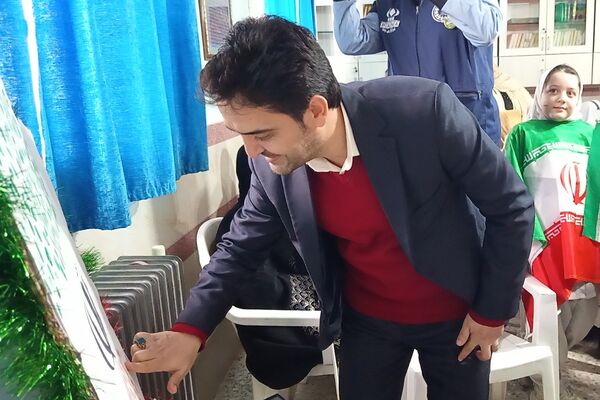 افتتاحیه طرح  «ایرانمون» در مدرسه شهدای گمنام بهارستان‌دو