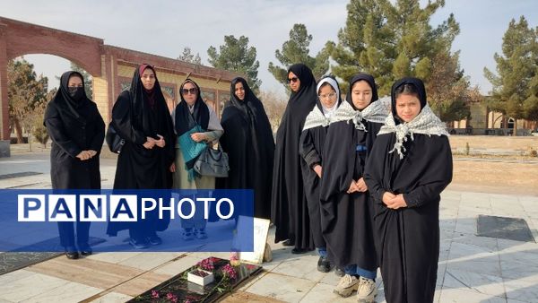 دیدار با خانواده شهدا به رسم عاشقی