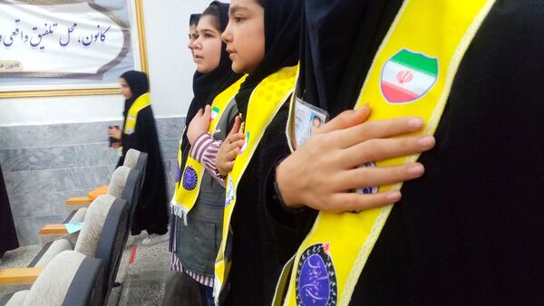 سازمان دانش آموزی خلیل‌آباد برای خبرنگاران پانا سنگ تمام گذاشت