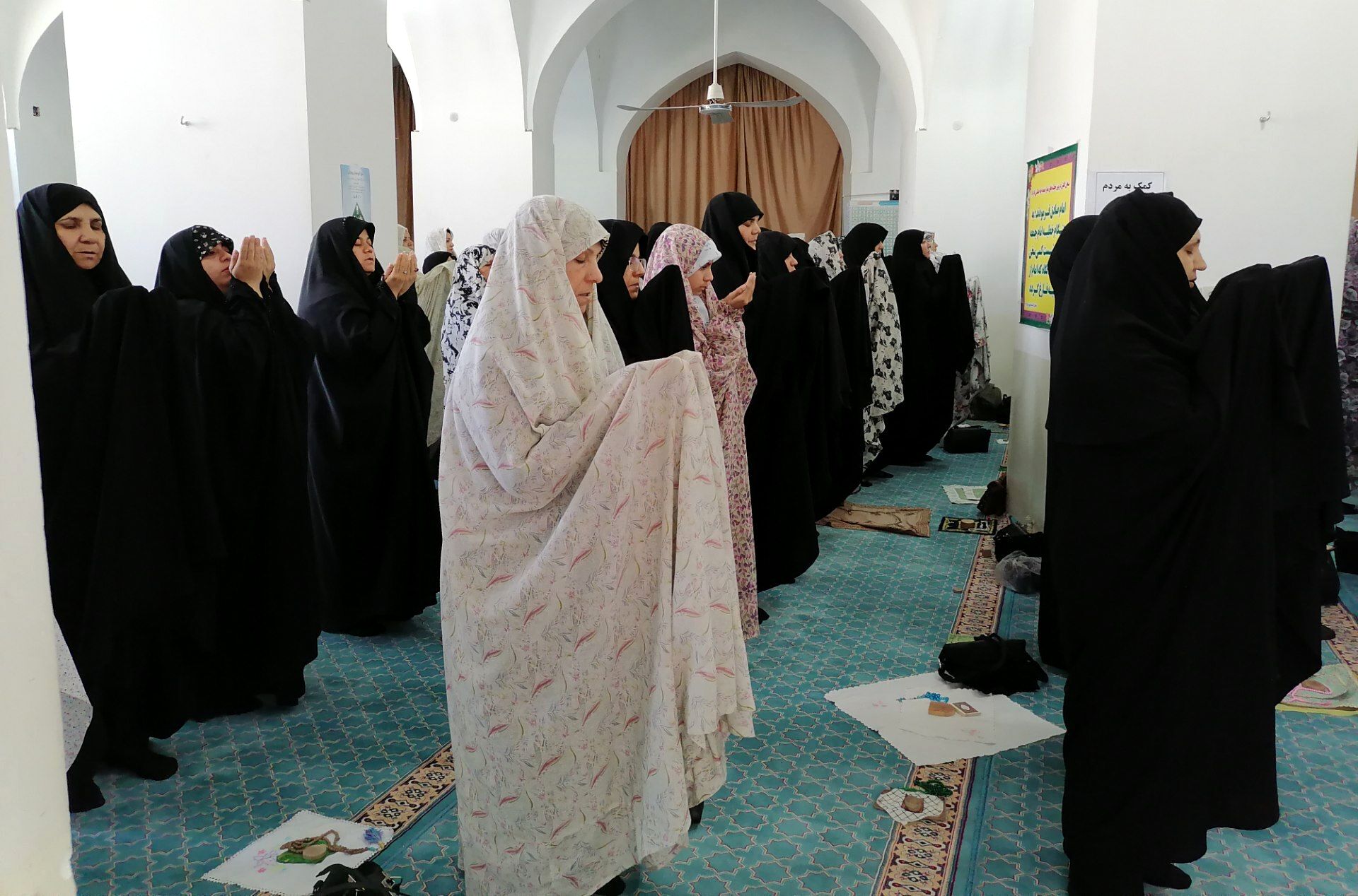 نماز جمعه در مسجد جامع شهرستان خلیل‌آباد