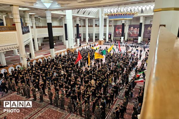 نوجوانان عاشورایی در حرم شاهچراغ(ع) - 3