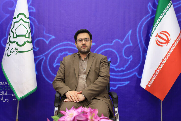 برنامه‌های خانوادگی و مسابقات «پدر و پسری» و «مادر دختری» به مناسبت روز قم اجرا می شود