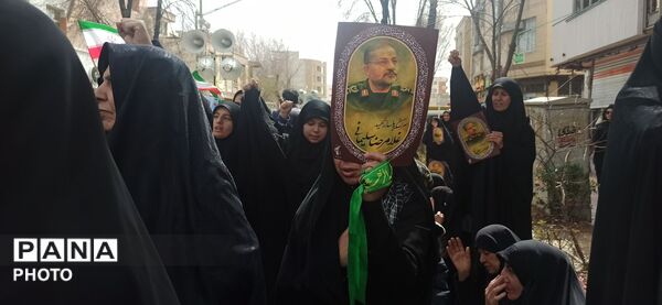 تشییع پیکر مطهر دو سردار پر افتخار استان در آخرین پنجشنبه سال
