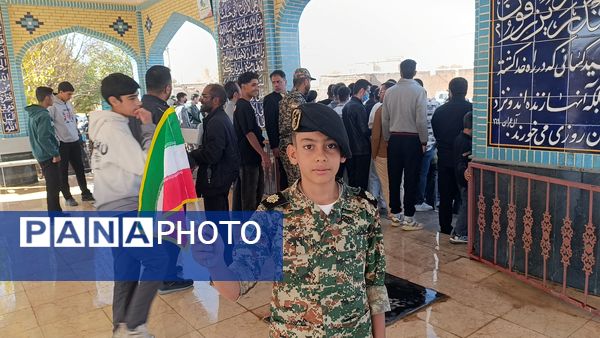 راهپیمایی روز دانش آموز و مبارزه با استکبار جهانی در شهر سفیددشت 