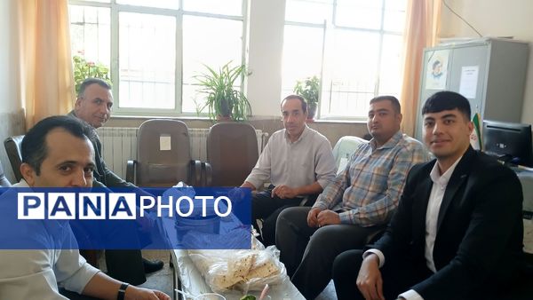 صبحانه سلامت در دبیرستان نمونه دولتی شهید حاج قاسم سلیمانی