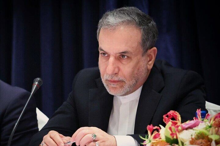 عراقچی: از سمت آمریکا پیام‌های متناقض و متضاد می‌شنویم
