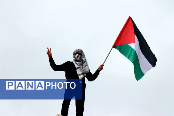 غرش خشم انقلابی دانشجویان دانشگاه آزاد مشهد علیه صهیونیسم و فریاد همبستگی با غزه