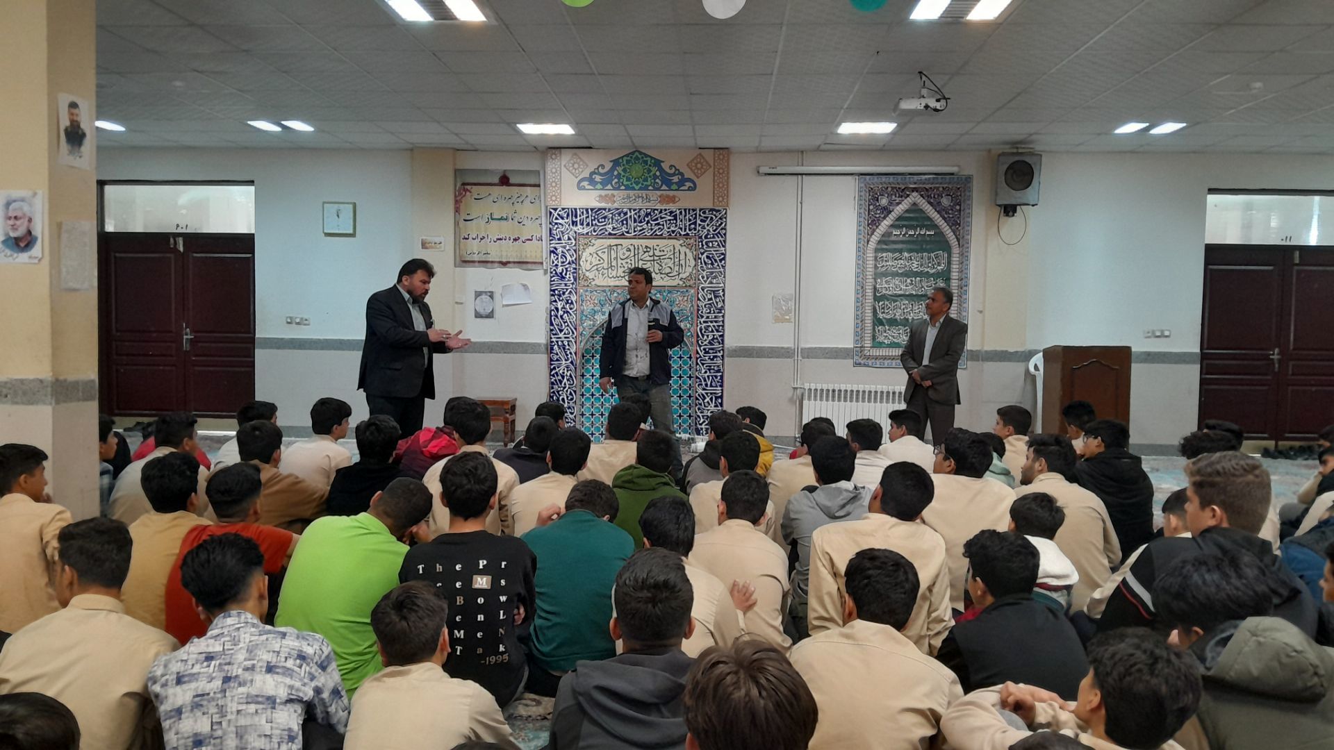 آشنایی با دنیای تراشکاری در دبیرستان ابوریحان بیرونی