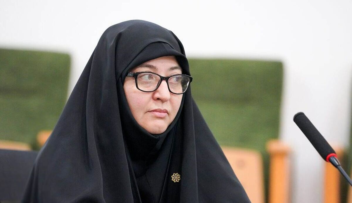 بورسیه آموزشی کانون زبان ایران برای برگزیدگان نهایی کارسوق کشوری زبان‌های خارجی/ باشگاه برگزیدگان سمپاد و کانون زبان ایران ایجاد می‌شود