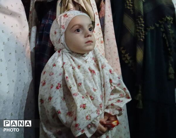 حضور دختران کرجی؛در جشن دهه کرامت  