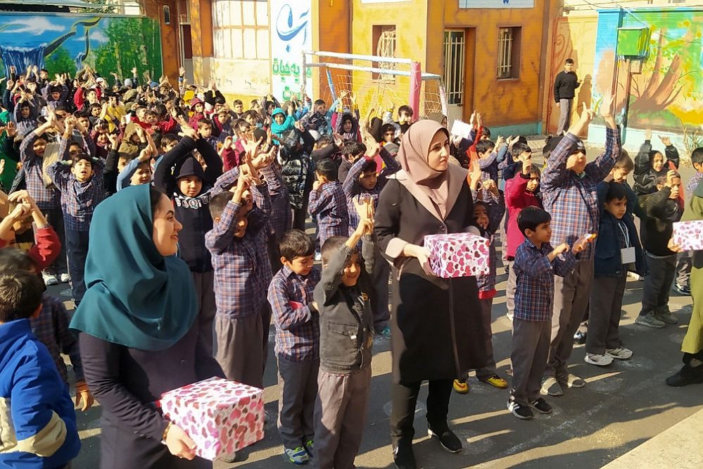 برگزاری جشن میلاد حضرت زهرا(س) و روز مادر در مدارس شهرستان پیشوا