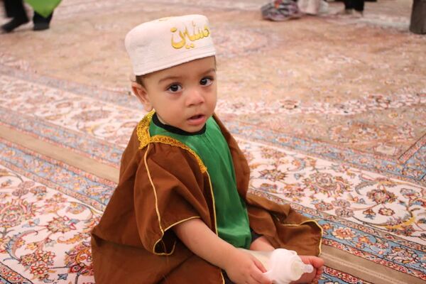 لالایی مادرانه در همنوایی با کودکان شهید