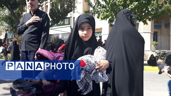 اعزام خادمیاران رضوی شهرستان فلاورجان به مشهد مقدس و برپایی موکب در میدان شهدا شهر مشهد