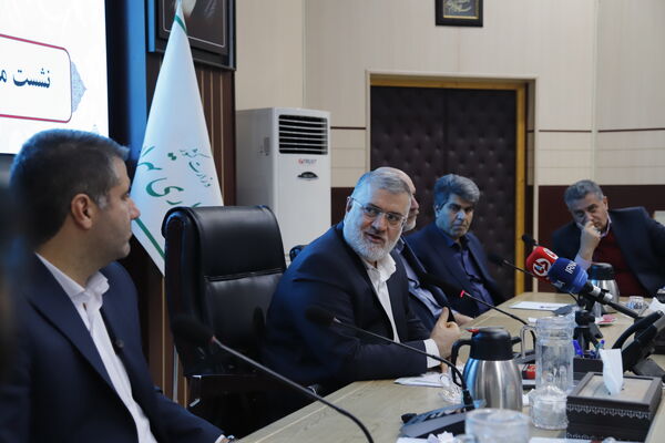 آغاز به‌کار نشست مشترک مدیران مناطق با استاندار تهران 