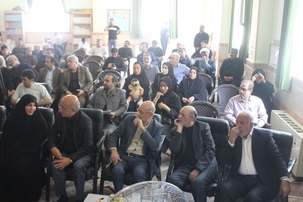 آیین کلنگ زنی احداث سه واحد آموزشی در قم