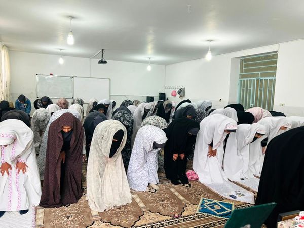 آیین تجلیل از برگزیدگان مسابقات قرآنی، فرهنگی و هنری در خاتم