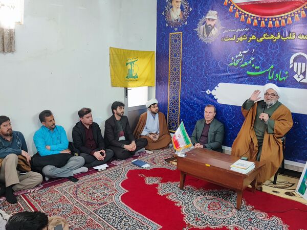 دیدار مدیر آموزش و پرورش آشخانه با امام جمعه این شهر