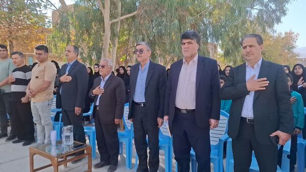 برگزاری جشن علمی شیمی در دبیرستان حضرت زینب(س) بهاباد