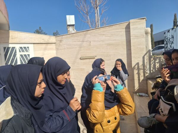 سفر کهکشانی و جشن علم، هیجان و کشف در اردوی علمی فردوسی مشهد