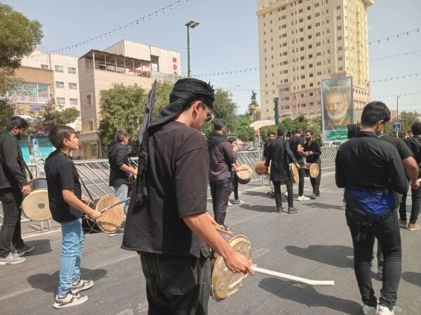 راهپیمایی جاماندگان اربعین حسینی در مشهد