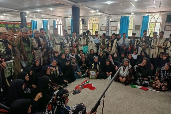 لرستان در سوگِ رهبر شهیدان سیاه پوشید؛ میثاقِ عشایر در حسینیه‌ ثارالله