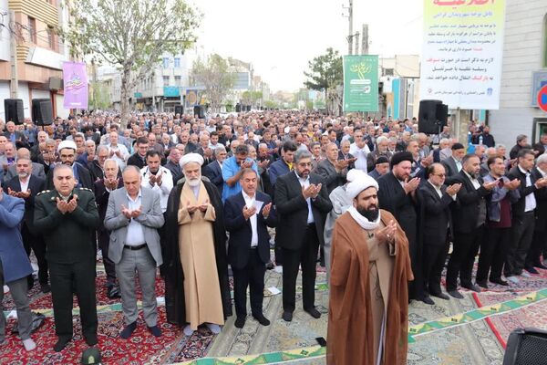 نماز عید فطر در مصلی شهرستان قدس
