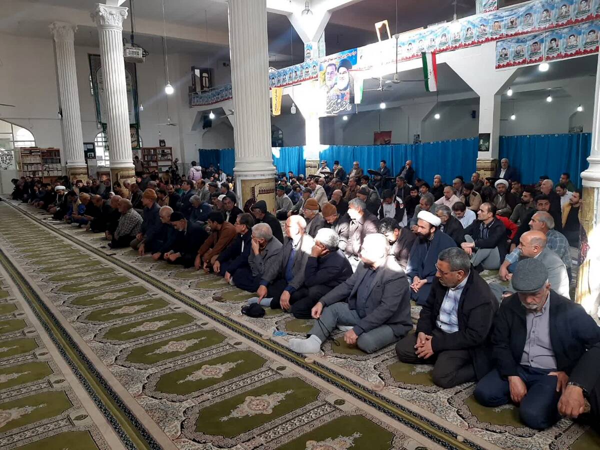 برپایی میز خدمت و جمع آوری کمک‌های مردمی برای جبهه مقاومت 