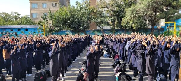 مهر در مدرسه مهدی خدابنده