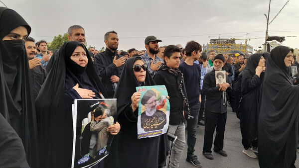 مراسم بزرگداشت شهدای خدمت با حضور نوجوانان انقلابی