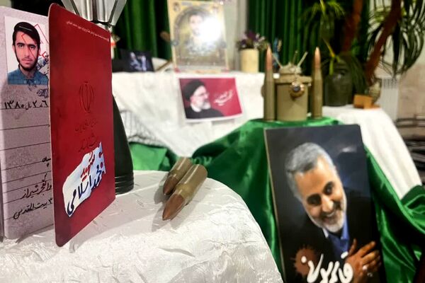 برگزاری مراسم یادواره شهدا در آموزشگاه شاهد 16