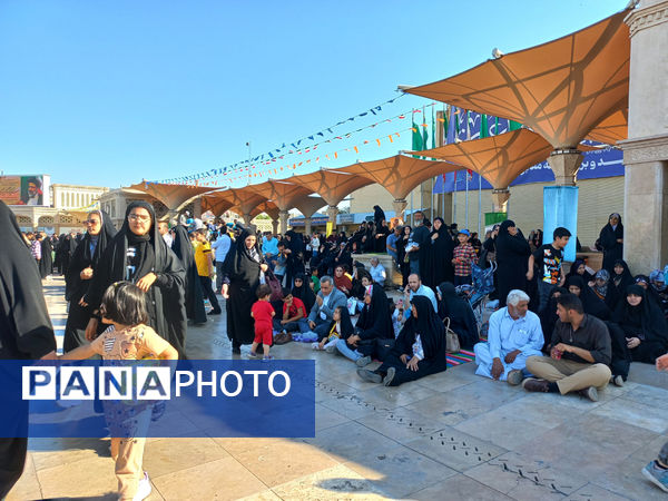 جشن تکلیف دختران و گرامیداشت دهه کرامت در قم