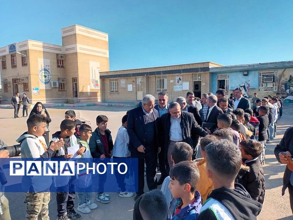 حضور معاون حقوقی و امور مجلس وزیر آموزش و پرورش در سوسنگرد