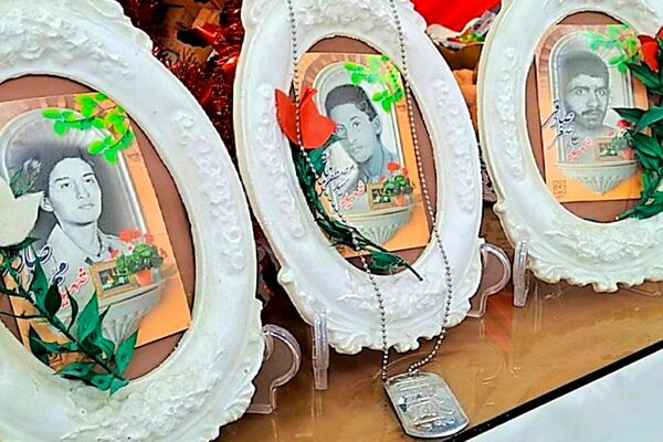 مراسم «لاله‌های روشن» در دبستان دکتر کیهانی 