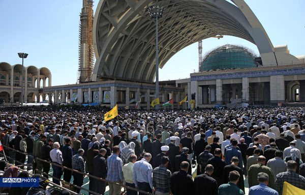 نماز جمعه تهران به امامت مقام معظم رهبری