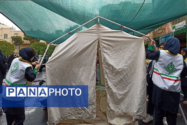 اجرای مانور زلزله در دبیرستان حاج علی اکبر گراشی ناحیه 3 شیراز