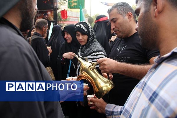 پیاده‌روی پرشور جاماندگان اربعین حسینی در شهرستان ری