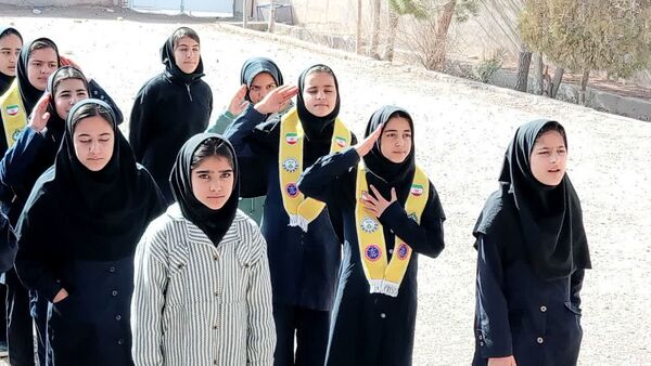 جشن میلاد منجی عالم بشریت در دبیرستان مادر مهربان خلیل آباد