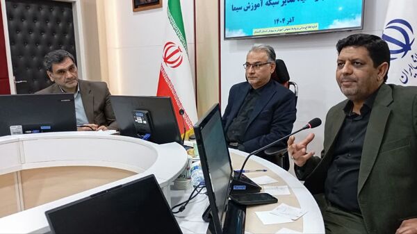 دیدار صمیمی دانش‌آموزان گلستان با مدیر شبکه آموزش ملی 