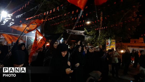  انتظار مردمانی پرشور، برای آخرین دیدار از قائد شهید امت