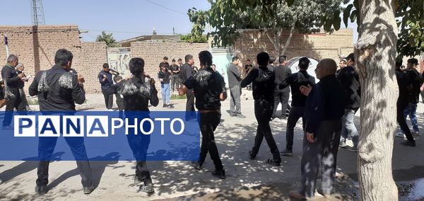 روستای سربالا در سوگ امام حسین(ع)؛ حضور پرشور جوانان در مراسم عزاداری حماسه‌ساز شد