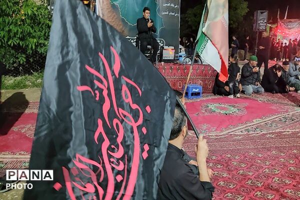 هیئت زنجیر زنی ابا عبدالحسین،  شب تاسوعا در شهر بار نیشابور 