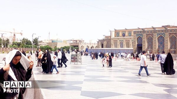 حرم مطهر رضوی میزبان زائران و عاشقان دعا و زیارت