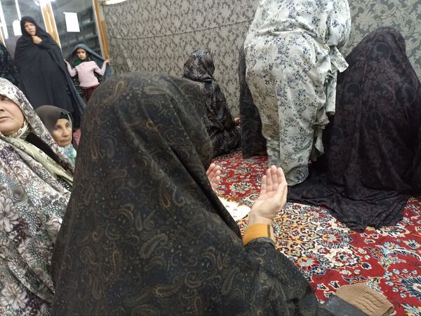 قرائت دعای ام داوود در مراسم معنوی اعتکاف بزنجرد