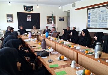 تجلیل از معاونین و مربیان پرورشی مدارس شهرستان فامنین 