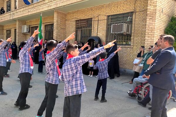 مانور مهارت‌های تشکیلاتی سازمان دانش‌آموزی ناحیه ۳ شیراز