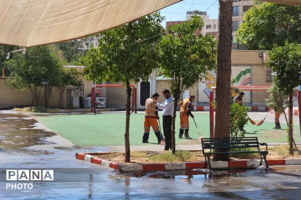 مهر دانایی و ایستادگی در دبستان خورسندیان