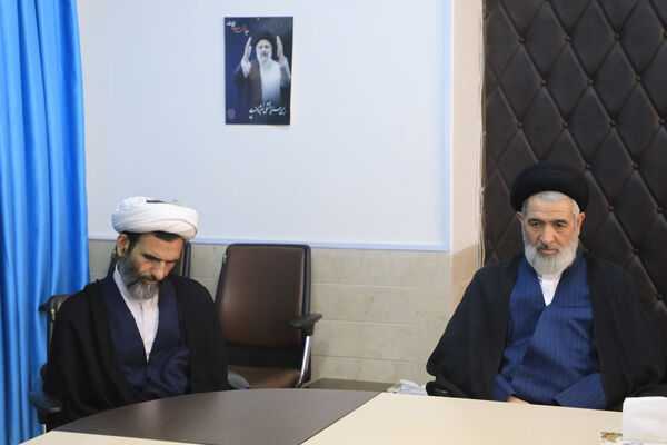 دیدار مدیران آموزش‌ و‌ پرورش خراسان‌جنوبی با نماینده ولی‌فقیه در استان 